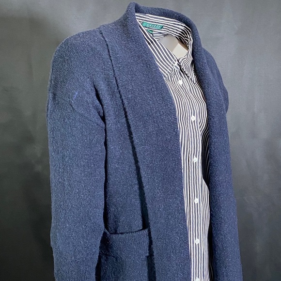 Cozy Open Shawl-Sweater - Picture 3 of 6